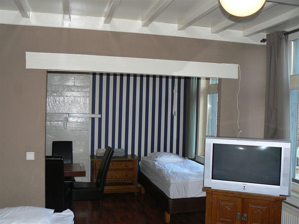Bed & Coffee Hotel 3*